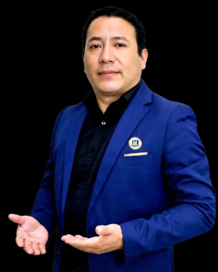Dr. Samuel Muñoz